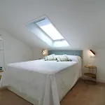 Galihost - Atico En Pleno Centro De Portonovo, Daire