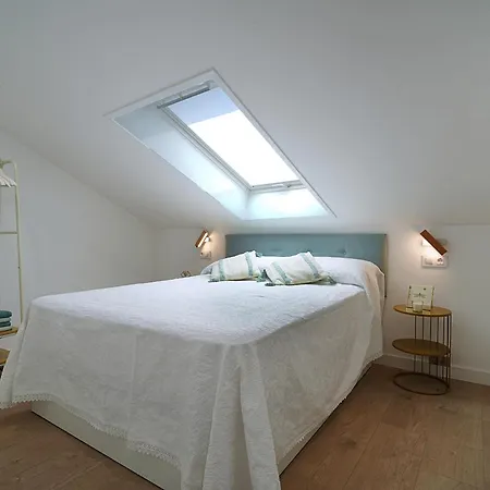 Atico En Pleno Centro De Portonovo, Apartment