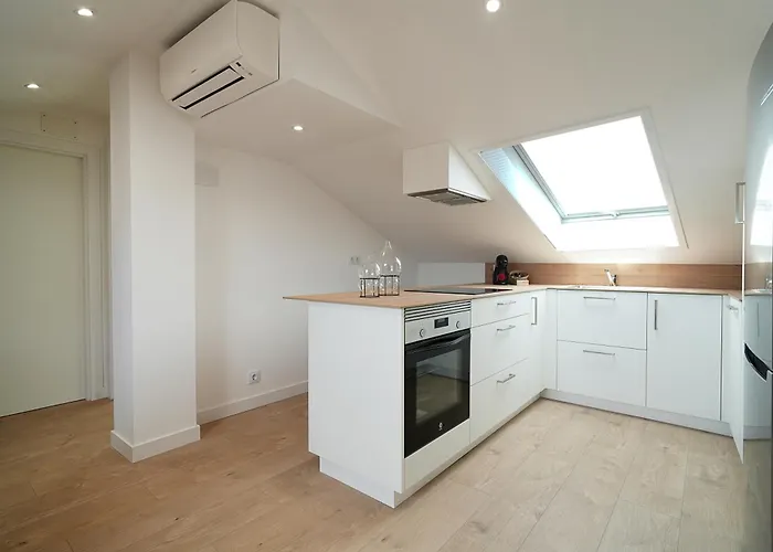 Apartamento ático En Pleno Centro De Portonovo,