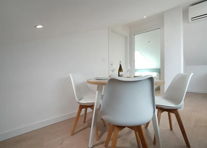 ático En Pleno Centro De Portonovo, Apartamento Sanxenxo