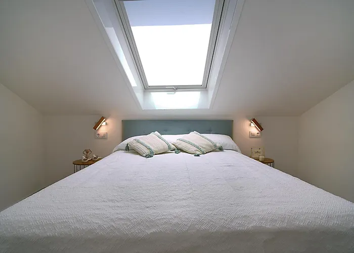 Apartamento ático En Pleno Centro De Portonovo, *
