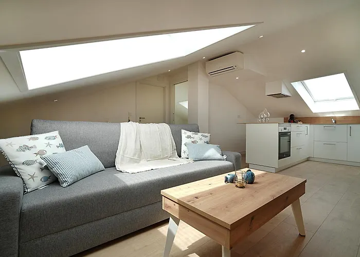 Atico En Pleno Centro De Portonovo, Sanxenxo